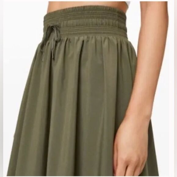 Lululemon The Everyday Skirt Olive Green Size 4 Athleisure - Picture 2 of 7